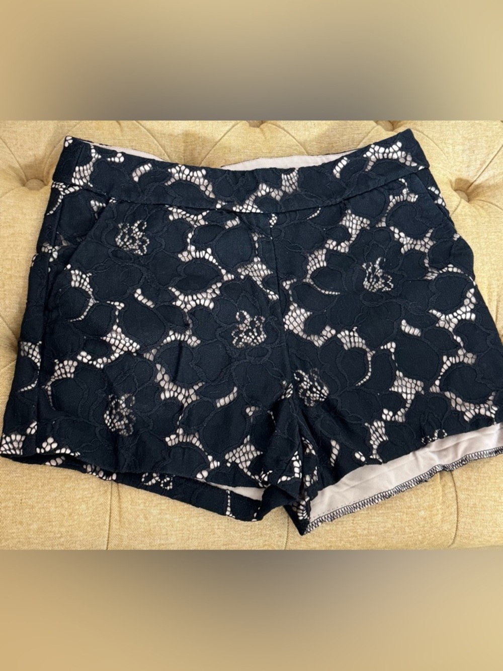 Express Black Lace Overlay Shorts Size 00